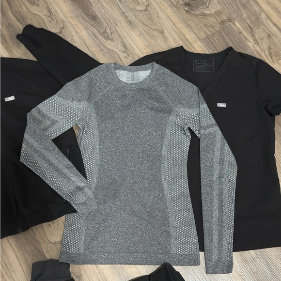 Figs Scrubs - Picture 3 of 5